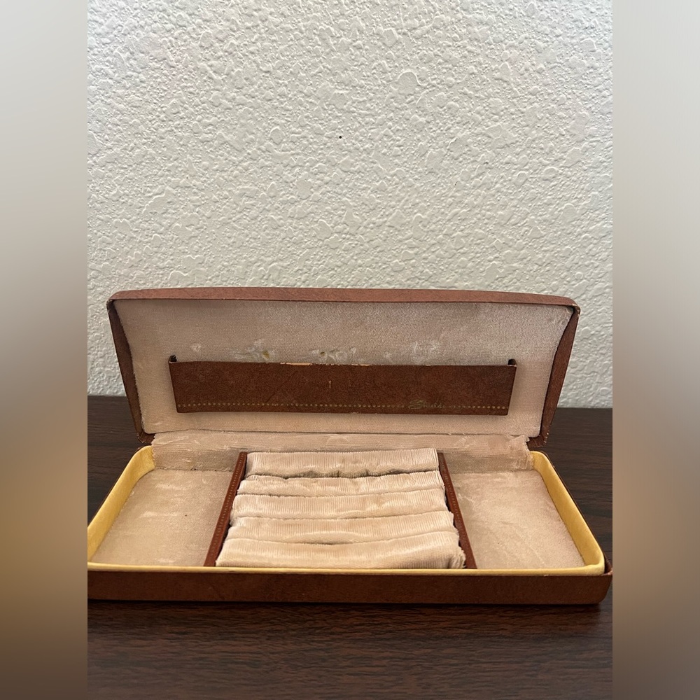 Vintage Men’s Accessories Case